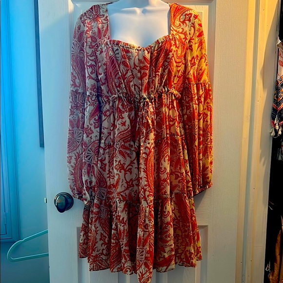 MICHAEL Michael Kors Dresses & Skirts - Michael Kors Elegant Paisley Dress